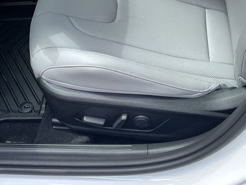 New 2026 Hyundai Elantra Limited w/ Cargo Package image 10