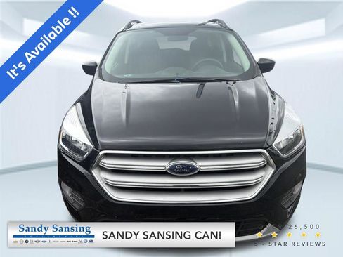 Used 2018 Ford Escape SE FWD image 1