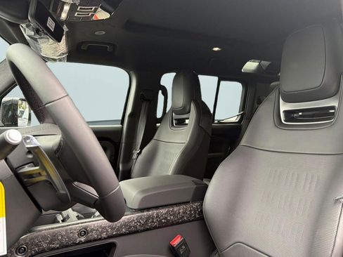 New 2026 Land Rover Defender 110 OCTA AWD/4WD image 22