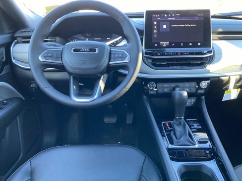 New 2026 Jeep Compass Limited image 8