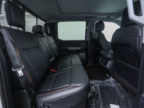 Used 2025 Ford F250 Lariat w/ Lariat Ultimate Package image 24