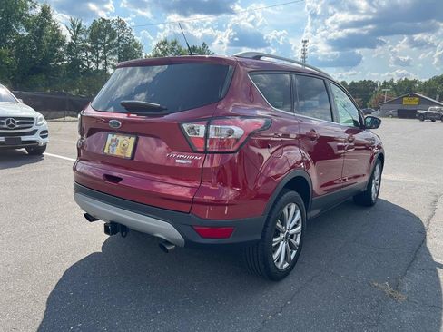 Used 2017 Ford Escape Titanium AWD/4WD image 4