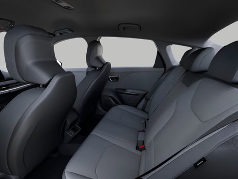 New 2025 Kia K4 image 18