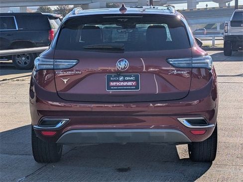 Used 2022 Buick Envision Avenir w/ Technology Package II image 5