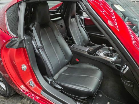 Used 2021 MAZDA MX-5 Miata RF Grand Touring RWD image 15