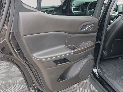 Used 2019 GMC Acadia SLT FWD image 27