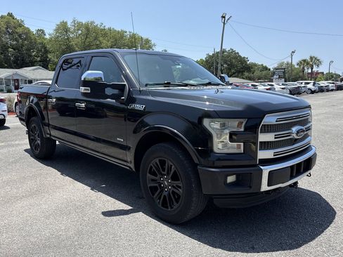 Used 2015 Ford F150 Platinum w/ Equipment Group 701A Luxury AWD/4WD image 8