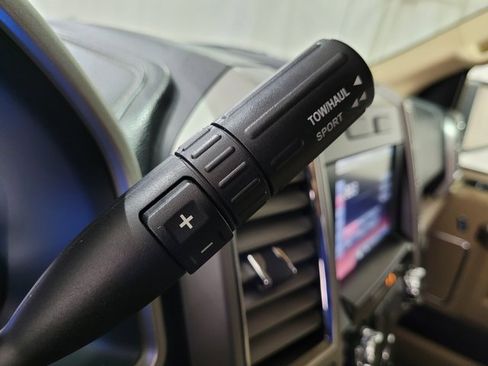 Used 2015 Ford F150 Lariat w/ Max Trailer Tow Package image 45