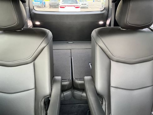 Used 2024 Cadillac XT6 Sport w/ Technology Package AWD/4WD image 25