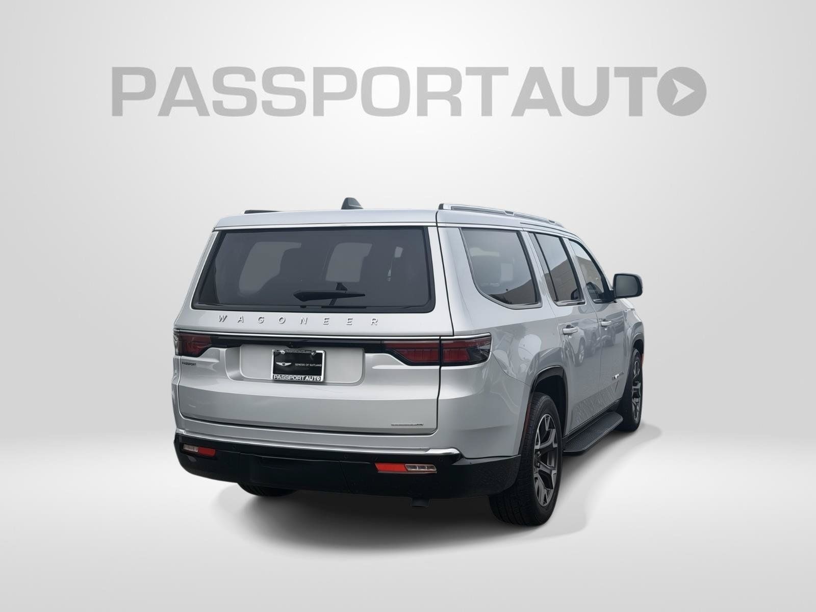 Used 2024 Jeep Wagoneer Series III AWD/4WD image 6