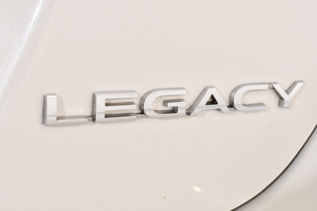 Used 2015 Subaru Legacy 2.5i Limited AWD/4WD image 21