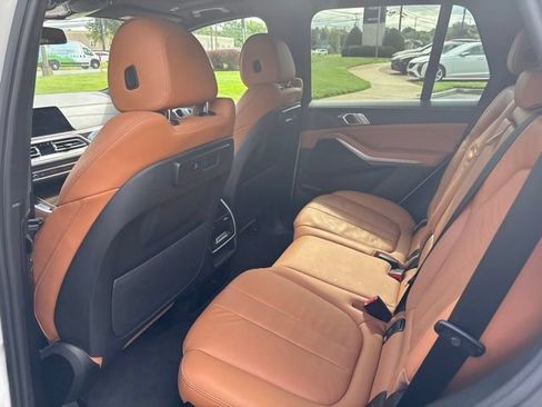 Used 2021 BMW X5 xDrive40i w/ Convenience Package AWD/4WD image 9