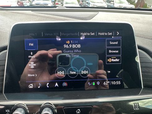 Used 2020 Cadillac CT4 V w/ Climate Package image 31