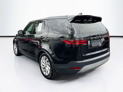 Used 2024 Land Rover Discovery S image 5