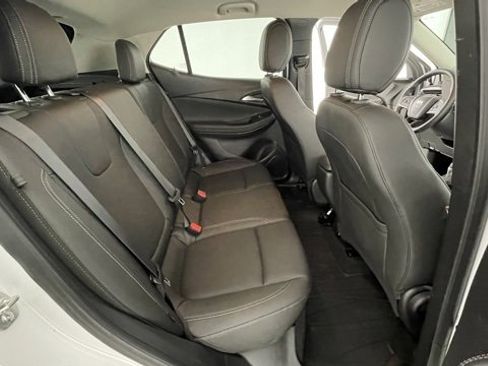 Used 2024 Buick Encore GX Sport Touring image 45