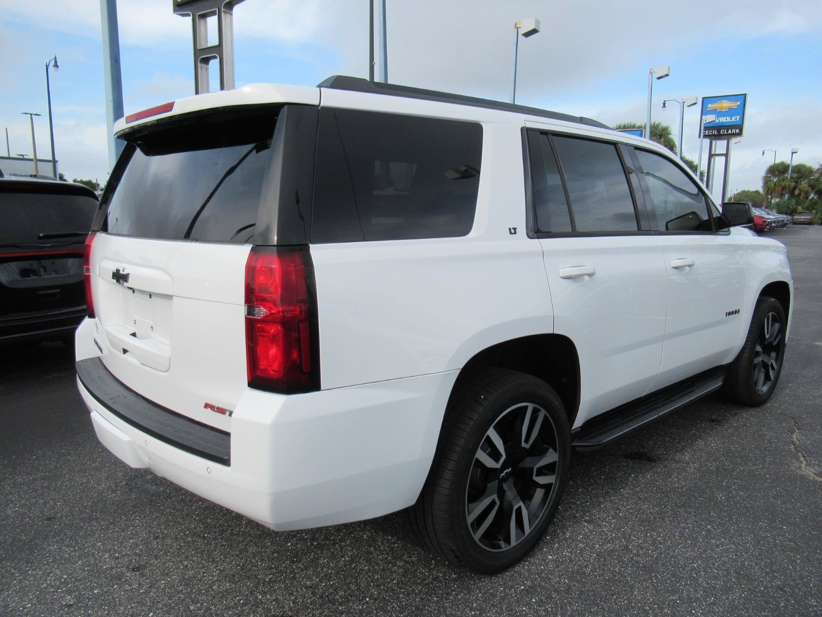 Used 2020 Chevrolet Tahoe LT w/ RST Edition RWD image 5