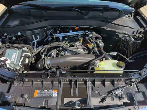 New 2026 Ford Explorer Active image 32