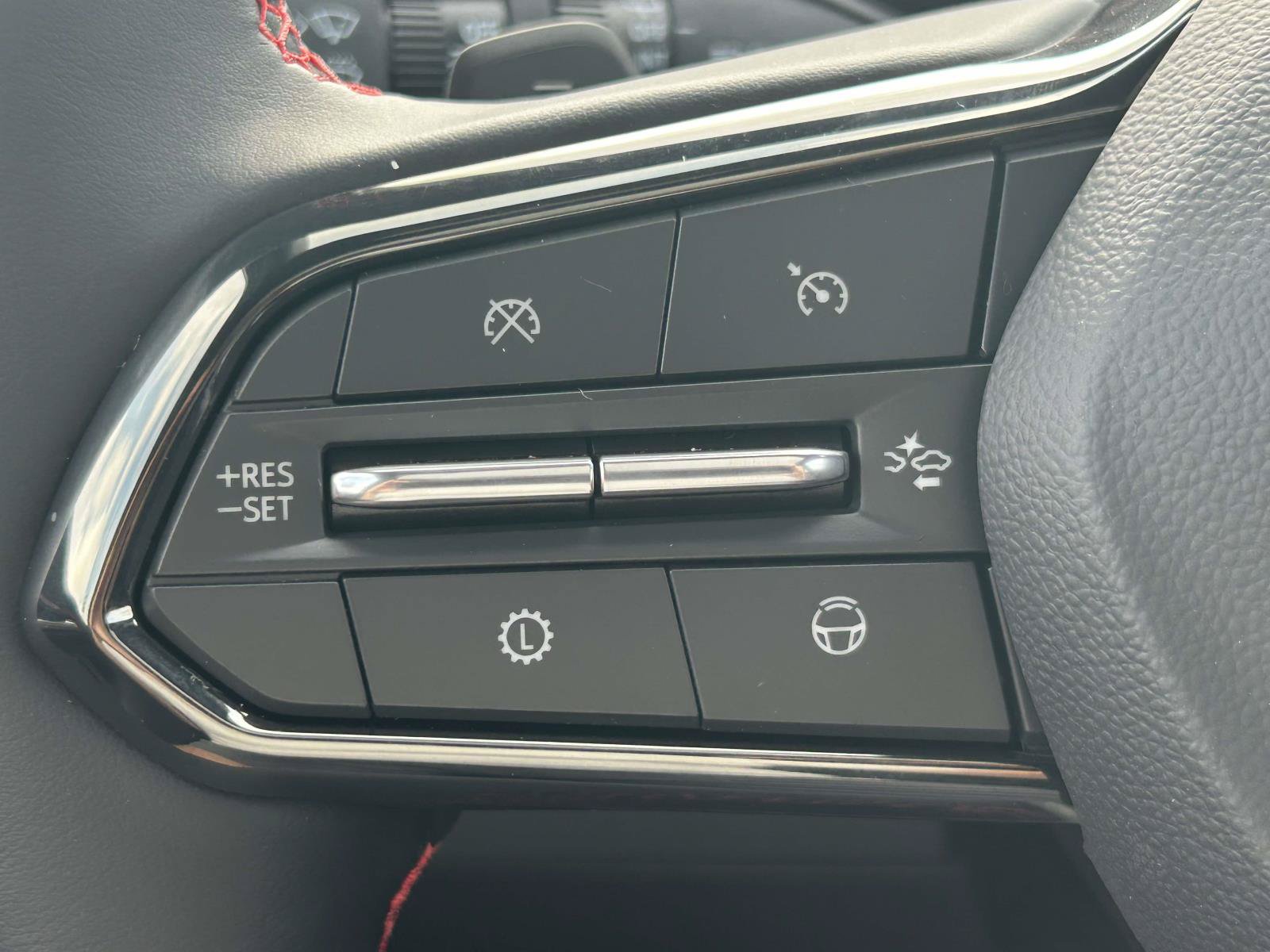 New 2026 Chevrolet Traverse RS FWD image 23