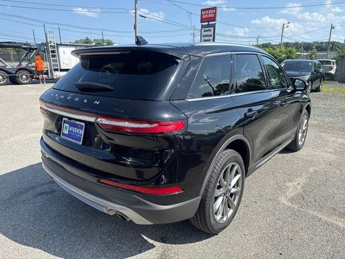Used 2021 Lincoln Corsair AWD w/ Premium Package image 5