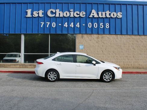 Used 2023 Toyota Corolla LE FWD image 23