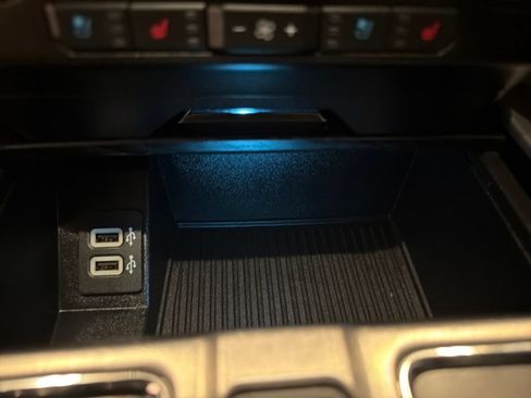 Used 2020 Ford F150 Platinum w/ Equipment Group 701A Luxury AWD/4WD image 25