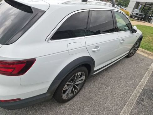Used 2019 Audi A4 2.0T allroad Premium Plus AWD/4WD image 8