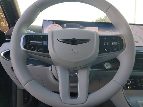 New 2026 Genesis GV70 2.5T Advanced image 13