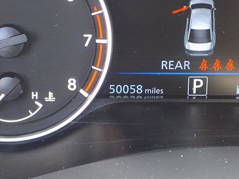 Used 2024 Nissan Altima 2.5 SV image 20