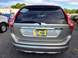 Used 2015 Volvo XC60 T5 Premier w/ Proximity Package image 5
