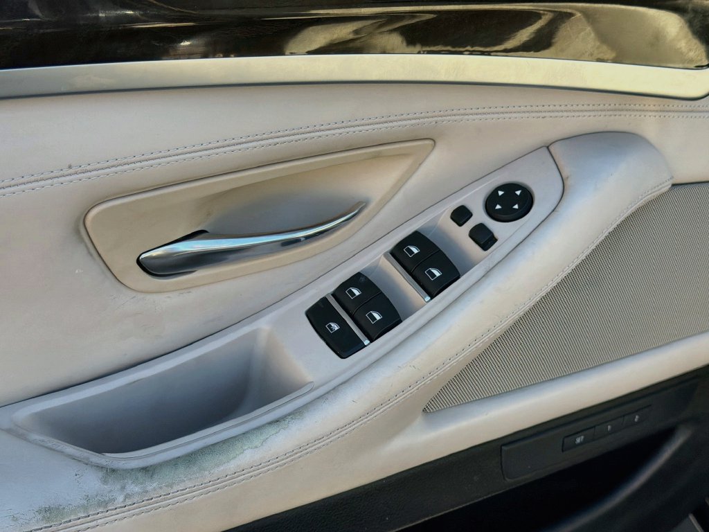 Used 2015 BMW 528i xDrive Sedan AWD/4WD image 18