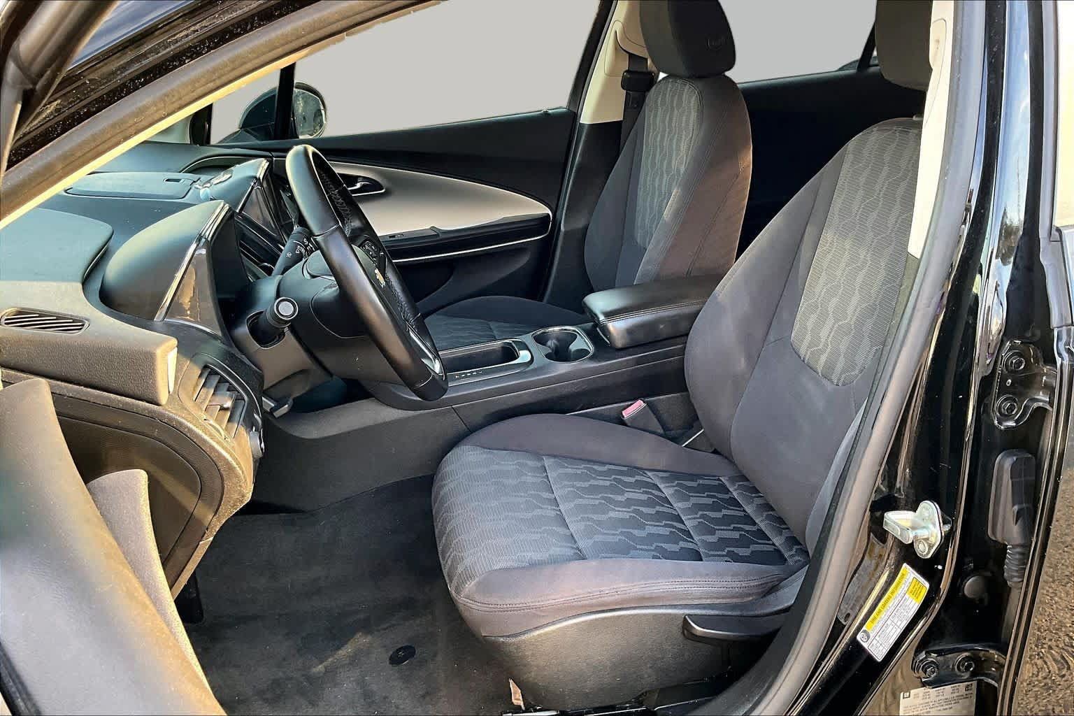 Used 2014 Chevrolet Volt w/ Enhanced Safety Package 2 FWD image 8