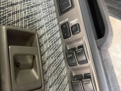 Used 1992 Toyota 4Runner SR5 AWD/4WD image 20