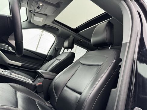 Certified 2023 Ford Explorer XLT w/ Equipment Group 202A image 8
