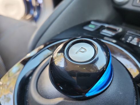 Used 2022 Nissan Leaf SV w/ SV Technology Package image 14