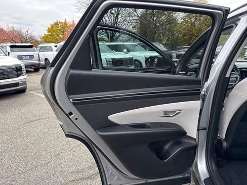 Certified 2023 Hyundai Tucson SEL w/ Convenience Package image 38
