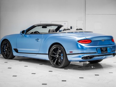 Used 2022 Bentley Continental GT V8 AWD/4WD image 3