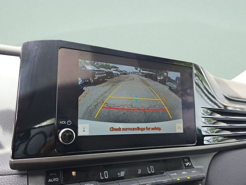 Used 2025 Toyota Camry LE FWD image 14