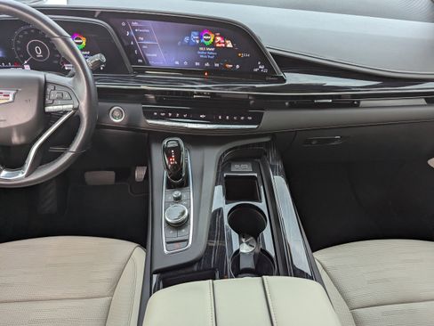 Certified 2021 Cadillac Escalade Sport w/ Driver Assist Tech Package image 15