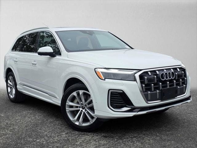 Used 2025 Audi Q7 3.0T Premium Plus AWD/4WD image 1