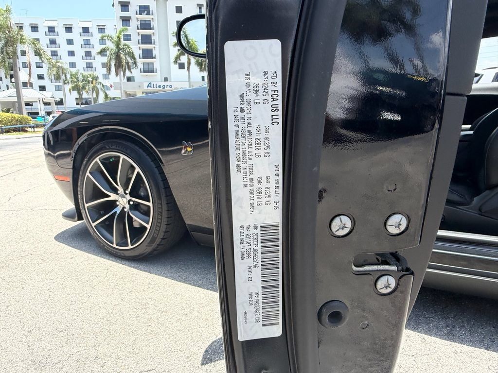 Used 2016 Dodge Challenger R/T Scat Pack RWD image 17