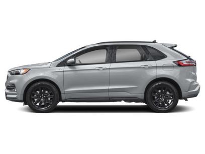 Used 2024 Ford Edge SEL w/ Convenience Package