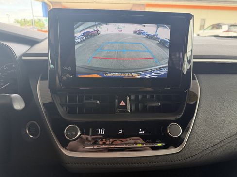 Used 2025 Toyota Corolla SE FWD image 17