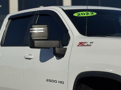 Used 2022 Chevrolet Silverado 2500 LT w/ Convenience Package image 4
