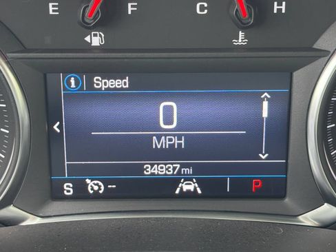 Used 2024 GMC Terrain SLE FWD image 23