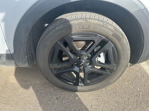 Used 2024 Kia Telluride EX X-Line image 4