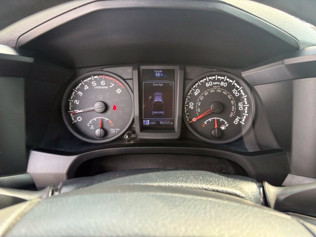 Used 2019 Toyota Tacoma SR w/ SR Convenience Package RWD image 14