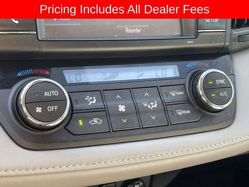 Used 2018 Toyota RAV4 LE AWD/4WD image 28