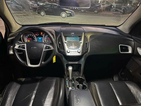 Used 2010 Chevrolet Equinox LT w/ Chrome Appearance Package image 11