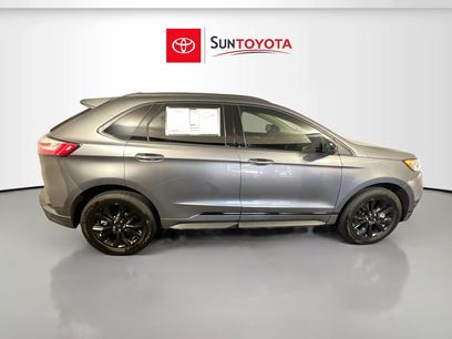 Used 2024 Ford Edge SE w/ Black Appearance Package