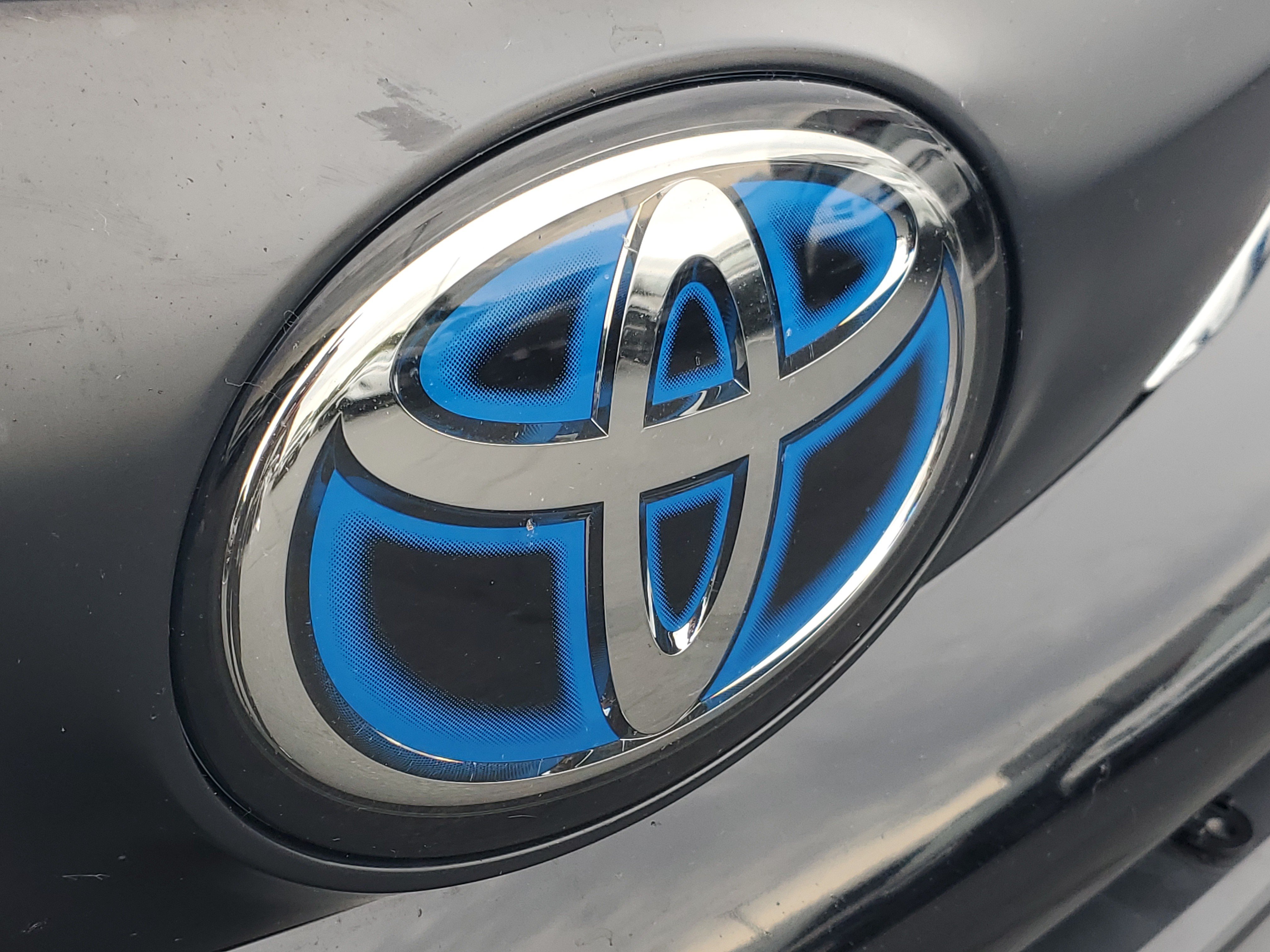 Certified 2024 Toyota Sienna LE FWD image 7